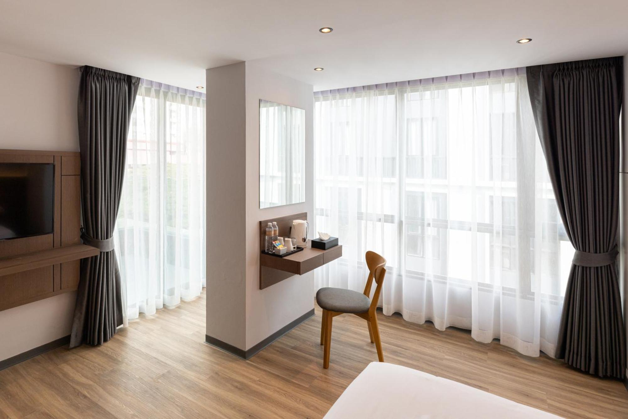 Pure Eleven Hotel Bangkok Makkasan Esterno foto