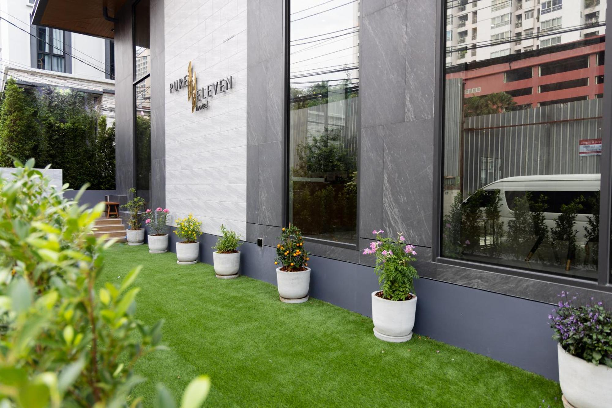 Pure Eleven Hotel Bangkok Makkasan Esterno foto