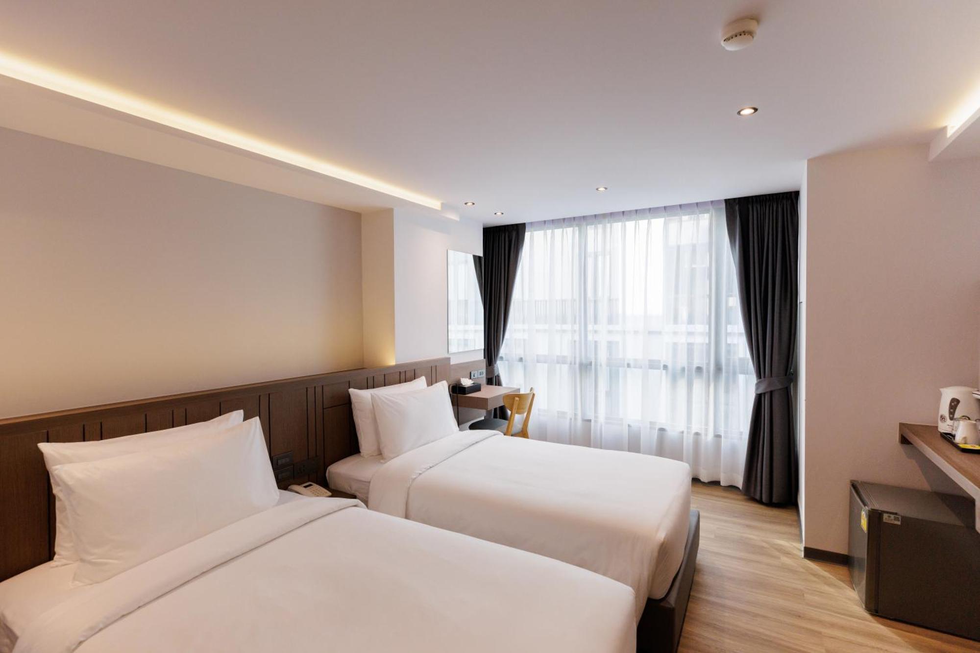 Pure Eleven Hotel Bangkok Makkasan Esterno foto